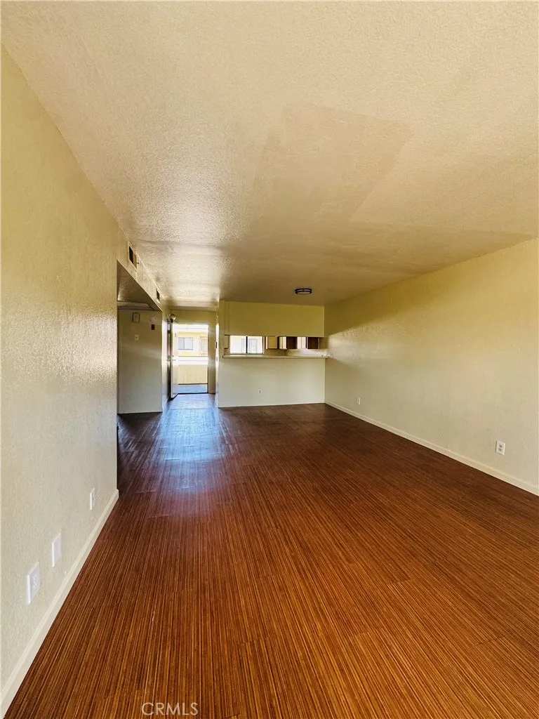 Additional image 7 of 14610 Delano St Unit 215, Van Nuys, CA 91411