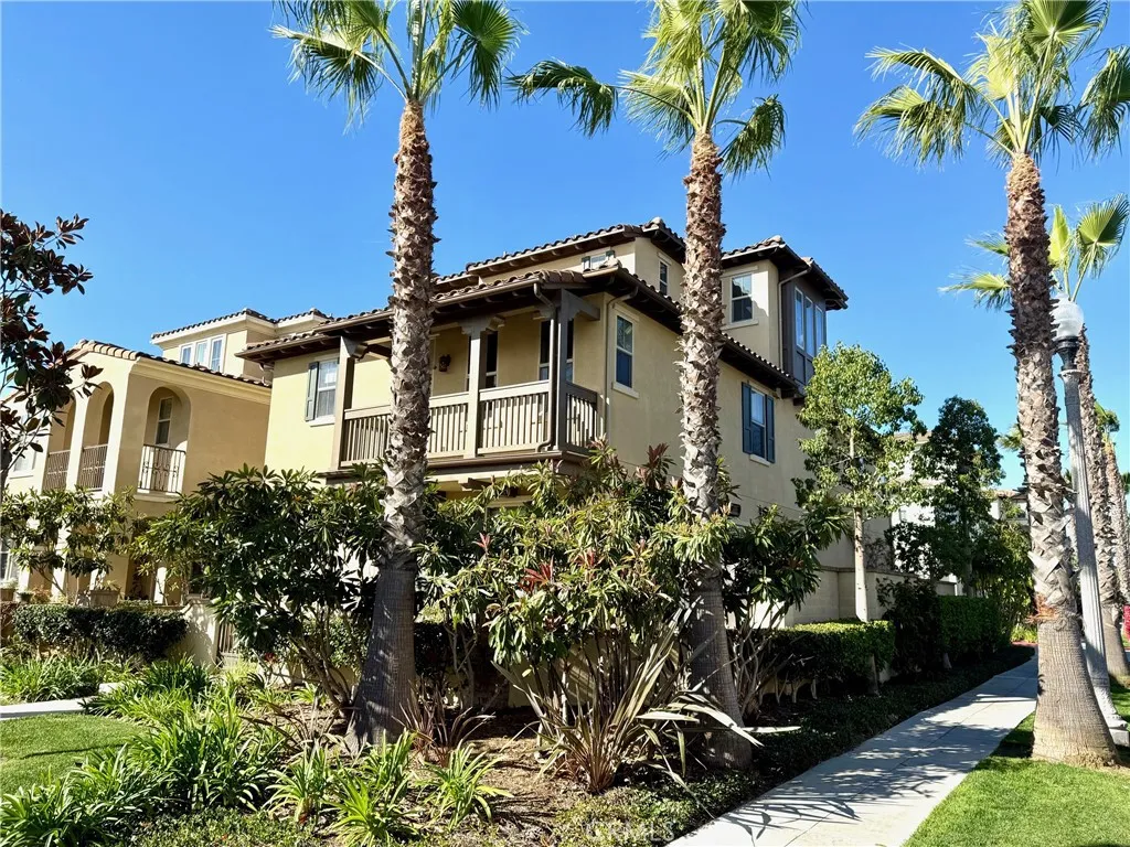 Additional image 2 of 21421 Hayley Ln, Huntington Beach, CA 92646