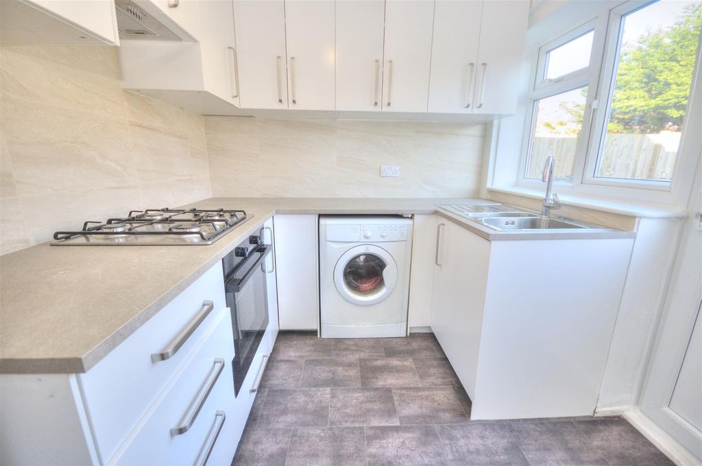 Additional image 6 of 2 bed flat for saleAmaury Road, Crosby L23