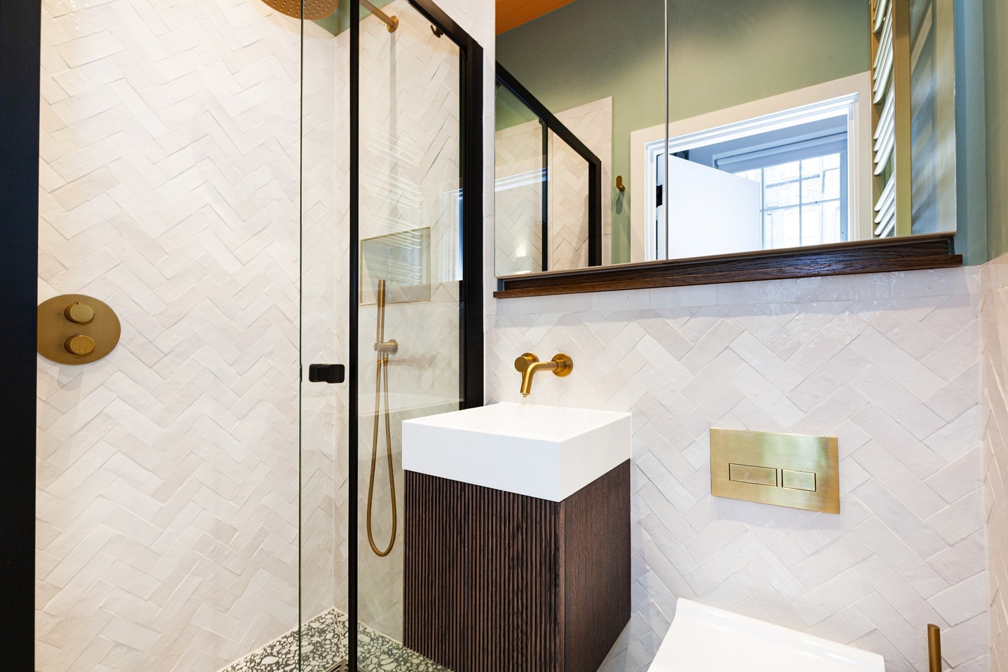 Additional image 11 of 2 Bed Flat, Winchester Street, SW1V, N1 7GU