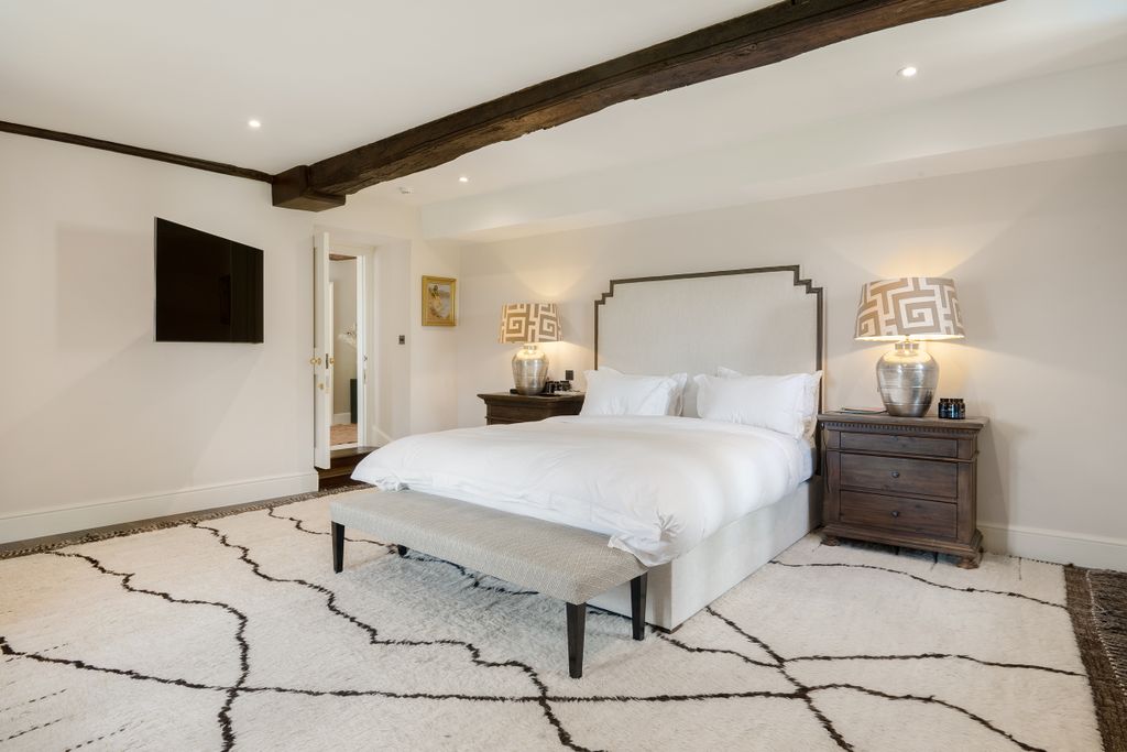 Additional image 18 of 6 bed country house for saleChiselhampton, Oxford OX44