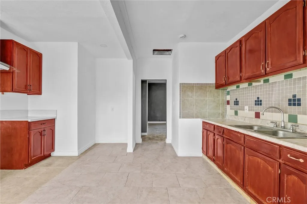 Additional image 19 of 924 S Sunol Unit 1/2, Los Angeles, CA 90023