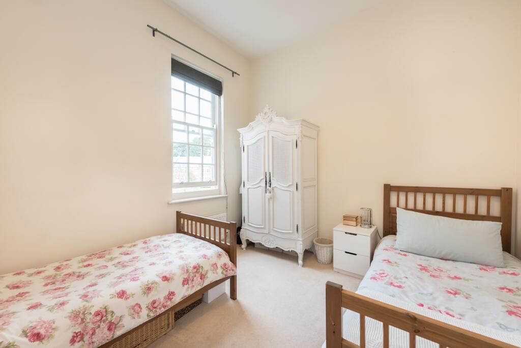 Additional image 9 of Beningfield Drive London Colney AL2