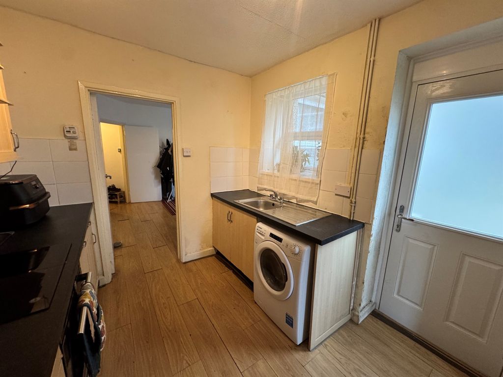 Additional image 11 of 3 bed maisonette for saleNorth Road, Ferndale CF43