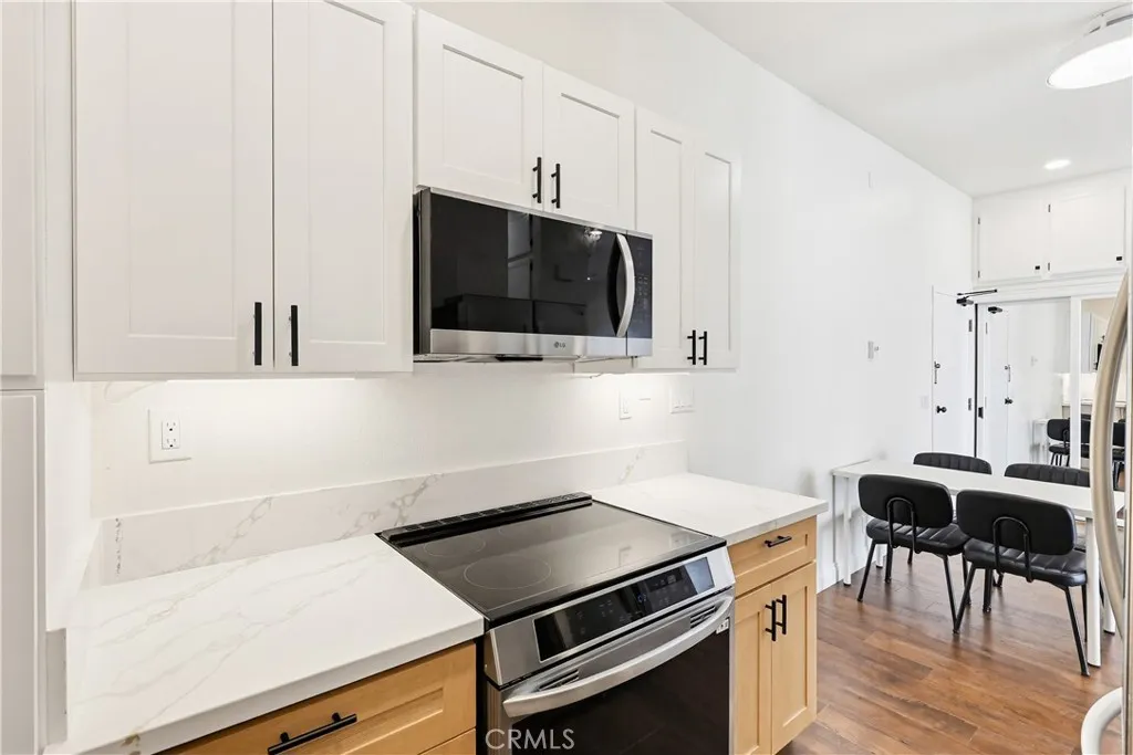 Additional image 13 of 8328 Regents Road Unit 1F, San Diego, CA 92122