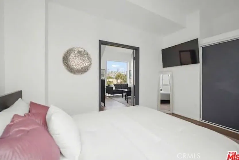 Additional image 27 of 4537 W 16th Unit 1/2, Los Angeles, CA 90019