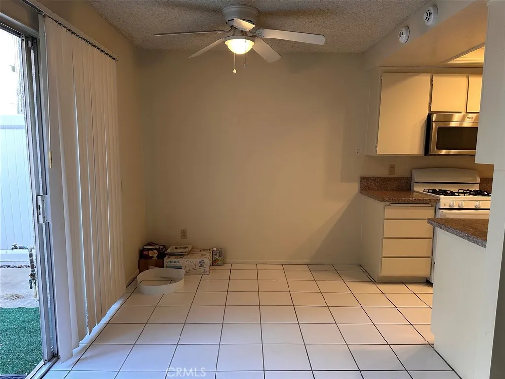 Additional image 14 of 4832 King Circle Unit D, Huntington Beach, CA 92648