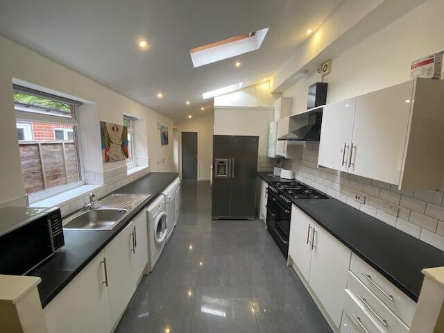 Additional image 6 of Tiverton Road - 5 bed, Selly Oak, West Midlands, B29
