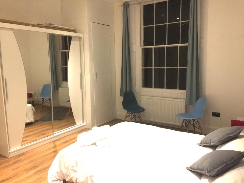 Additional image 6 of 2 Bed Flat, Gloucester Crescent, NW1, N1 7GU