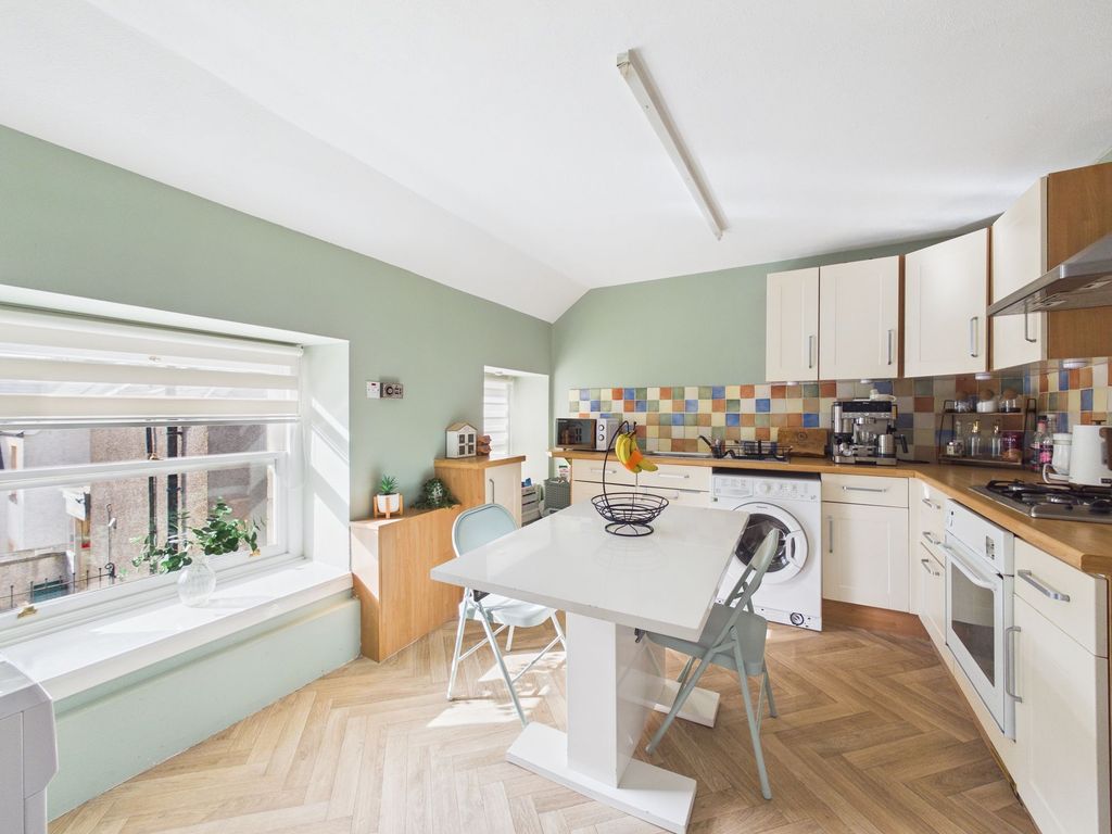 Additional image 3 of 3 bed flat for sale26 North Back Road, Biggar ML12