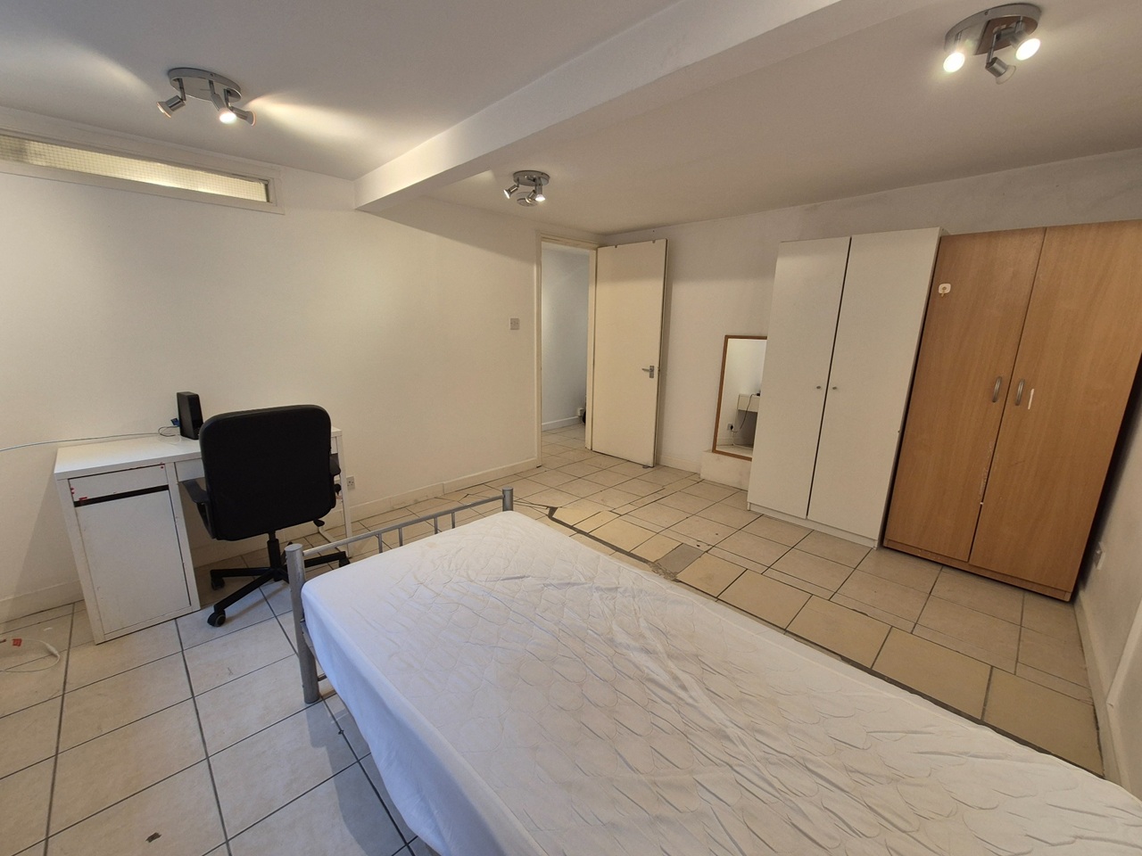 2 Bed Flat, Marchmont Street, WC1N, N1 7GU