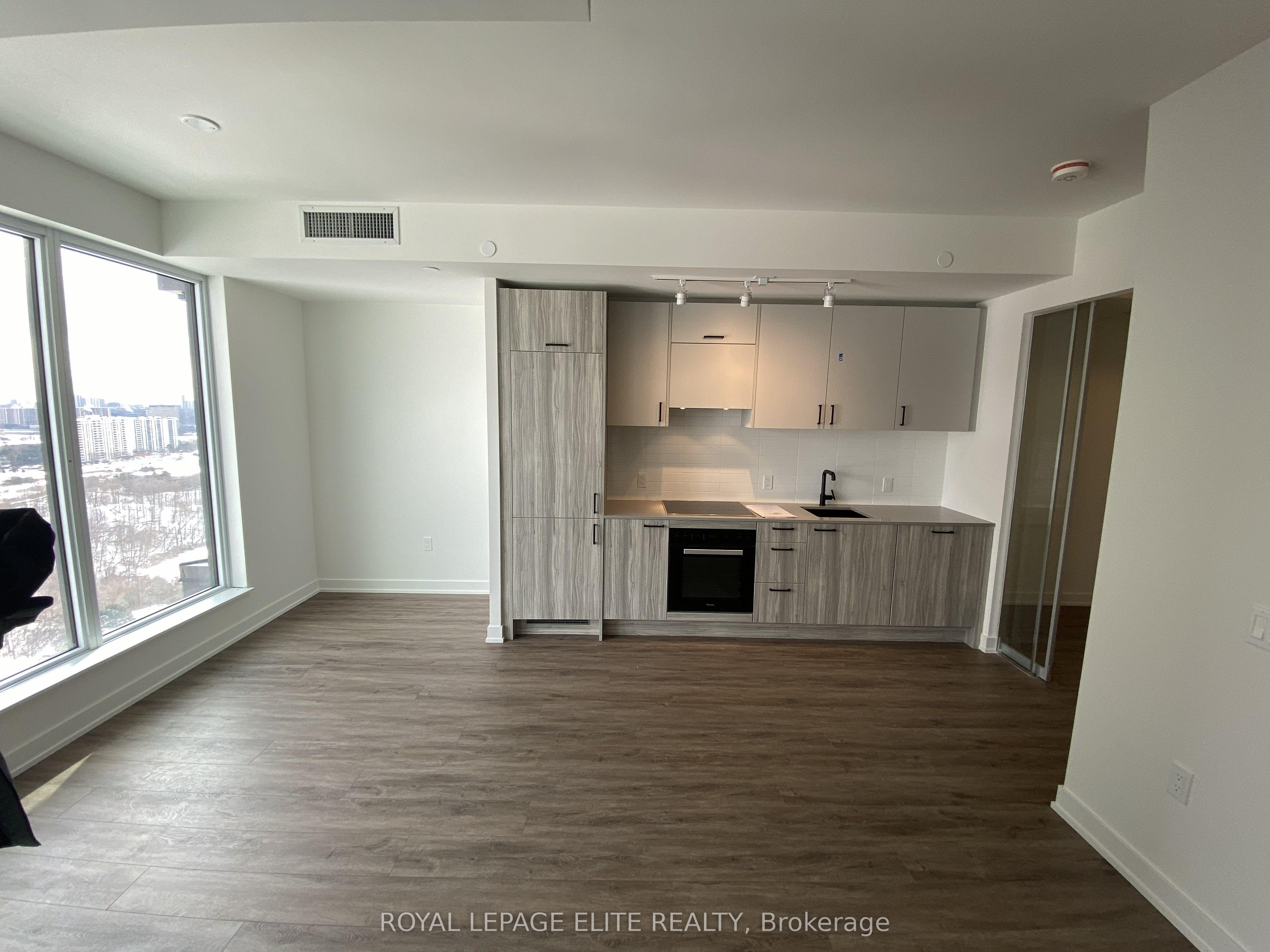 Additional image 6 of 2301-1 Quarrington Lane, Toronto, ON, M3C 0S4