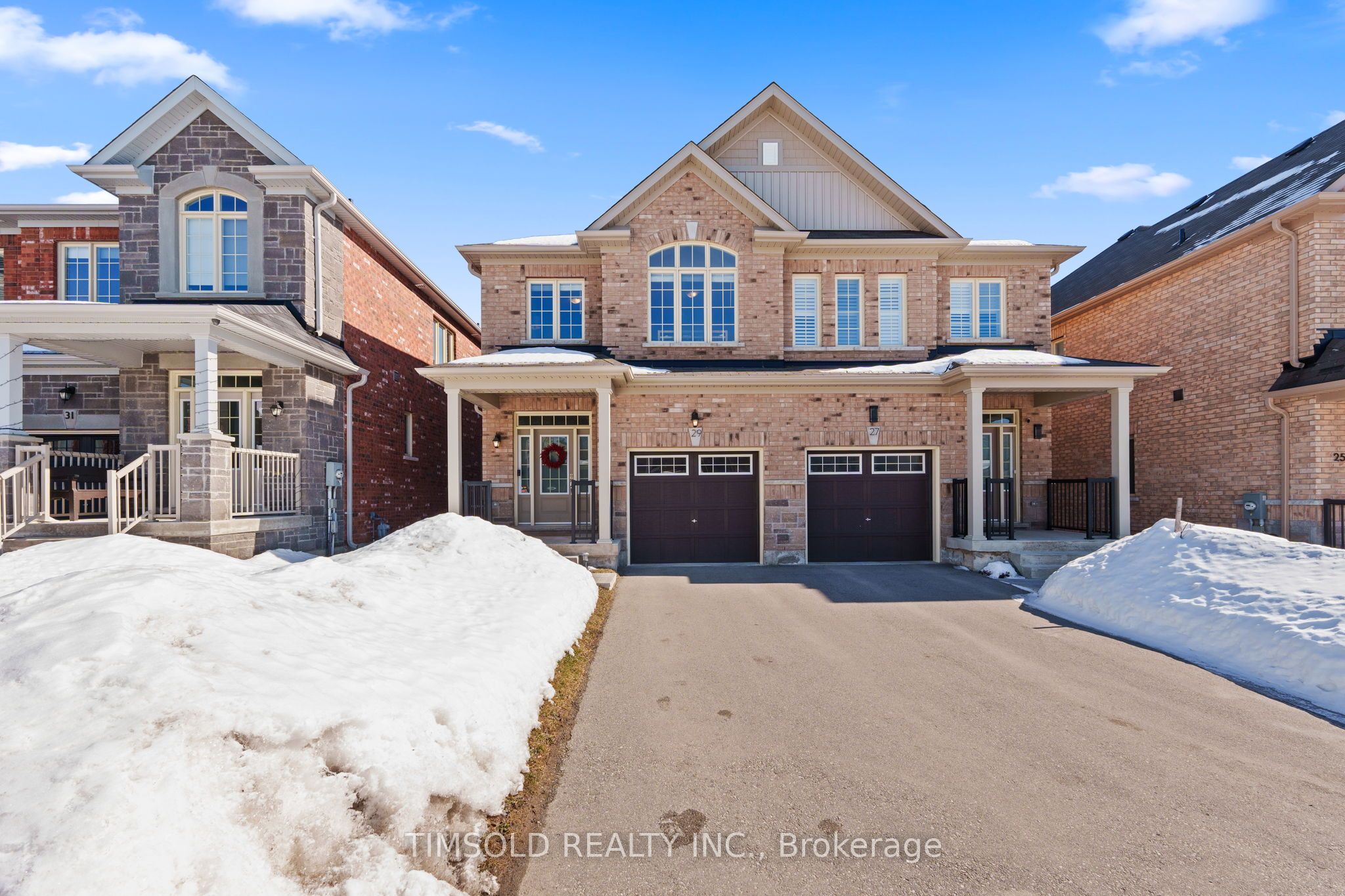 29 Robb Thompson Road, East Gwillimbury, ON, L0G 1M0