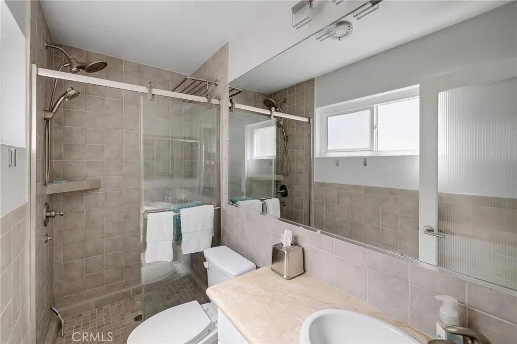 Additional image 29 of 208 Longfellow Ave, Hermosa Beach, CA 90254