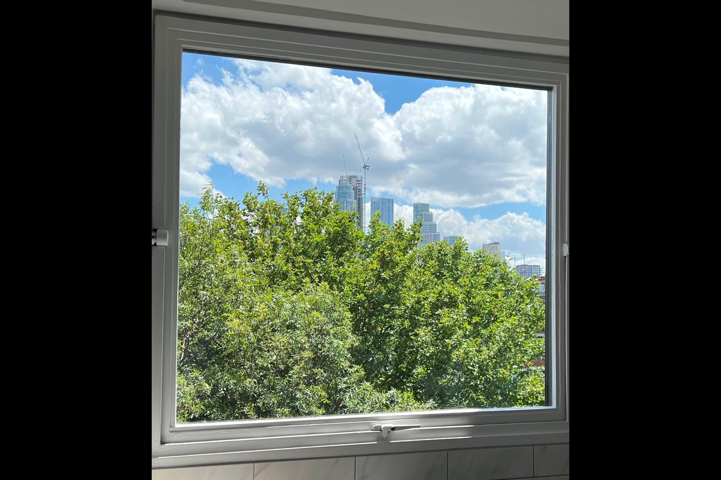 Additional image 11 of Studio Flat, Vauxhall Bridge Road, SW1V, N1 7GU