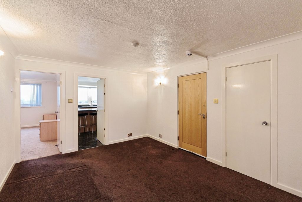Additional image 3 of 2 bed flat for sale49 South Promenade, Lytham St. Annes, Lancashire FY8