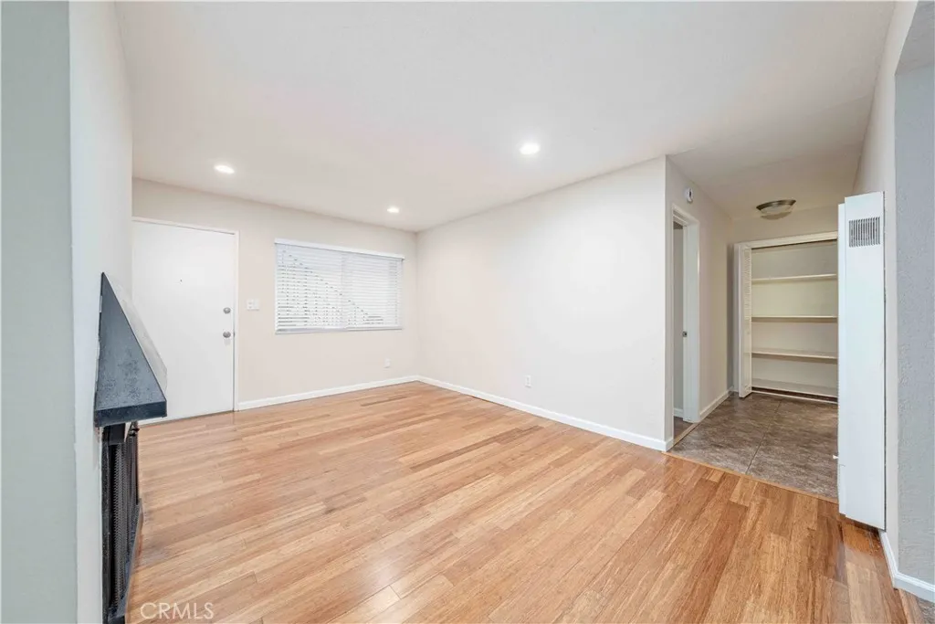 Additional image 25 of 208 19th Street Unit 3, Huntington Beach, CA 92648