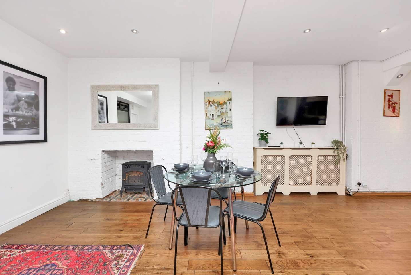 Additional image 6 of 2 Bed Flat, Fullwood's Mews, N1, N1 7GU