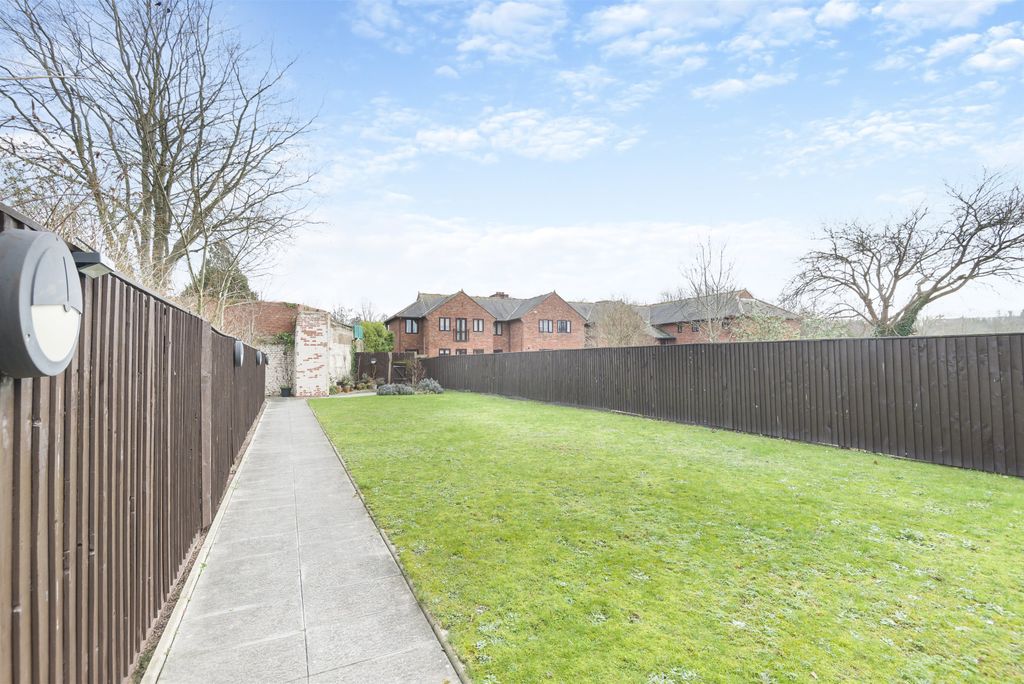 Additional image 20 of 2 bed flat for saleBlestium Street, Monmouth, Monmouthshire NP25