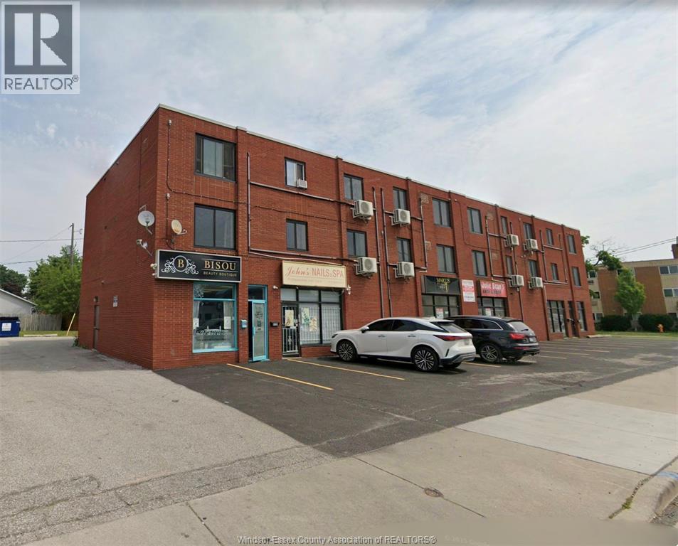 3740 Tecumseh Road East, Windsor, ON, N8W1H9