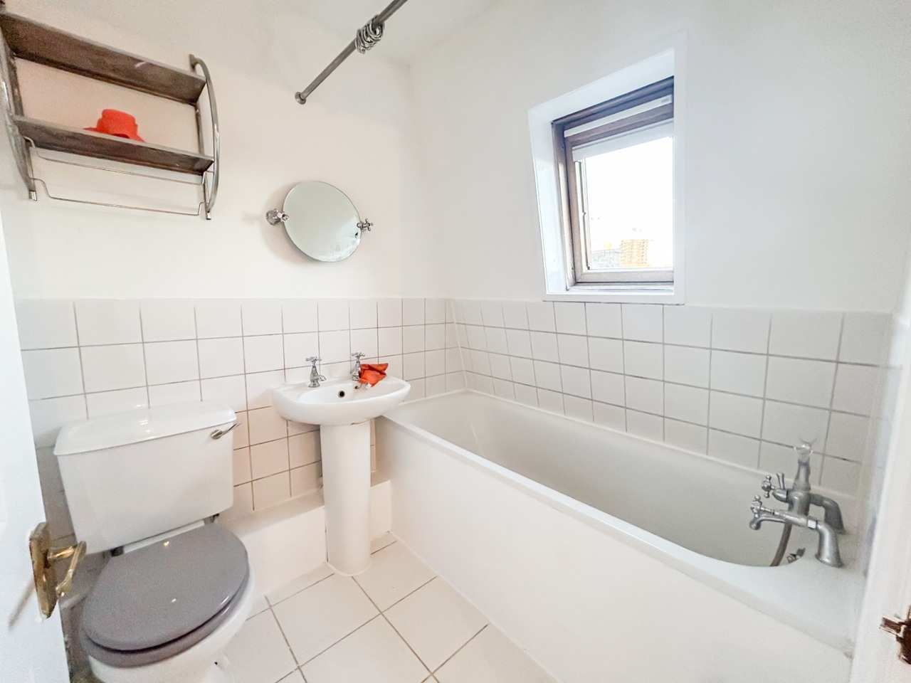 Additional image 9 of 1 Bed Flat, Camden Road, NW1, N1 7GU