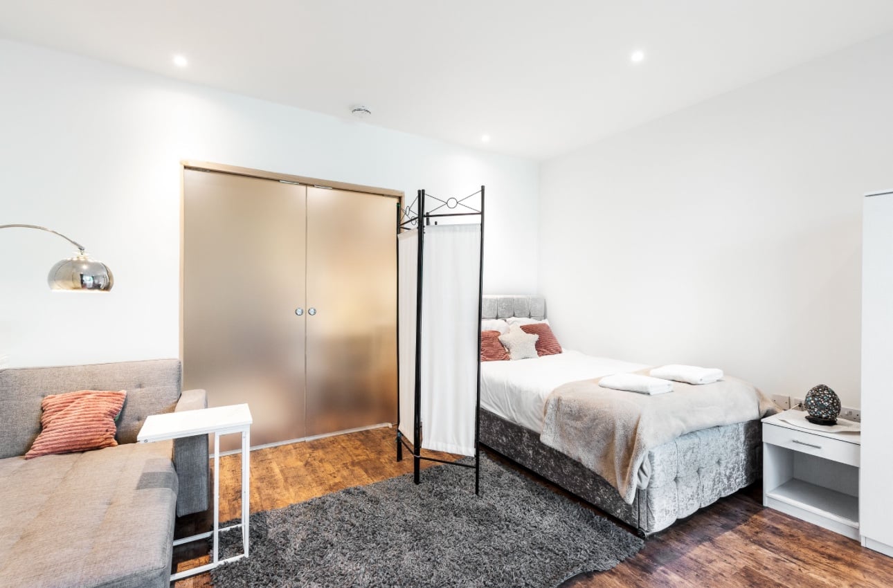 Additional image 6 of 3 Bed Flat, Valetta House, SW11, N1 7GU