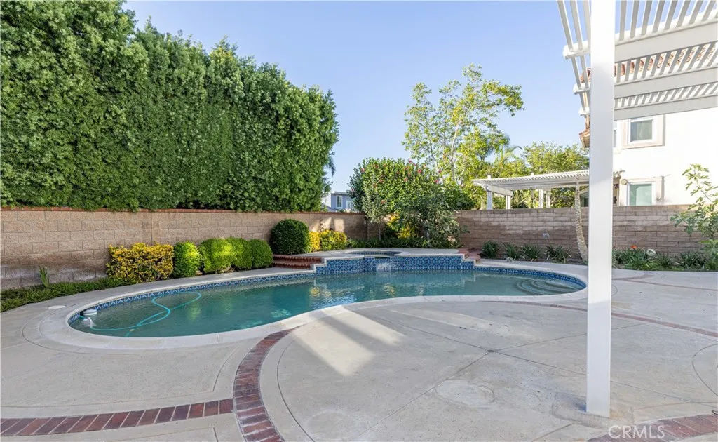 2142 Marselina, Tustin, CA 92782