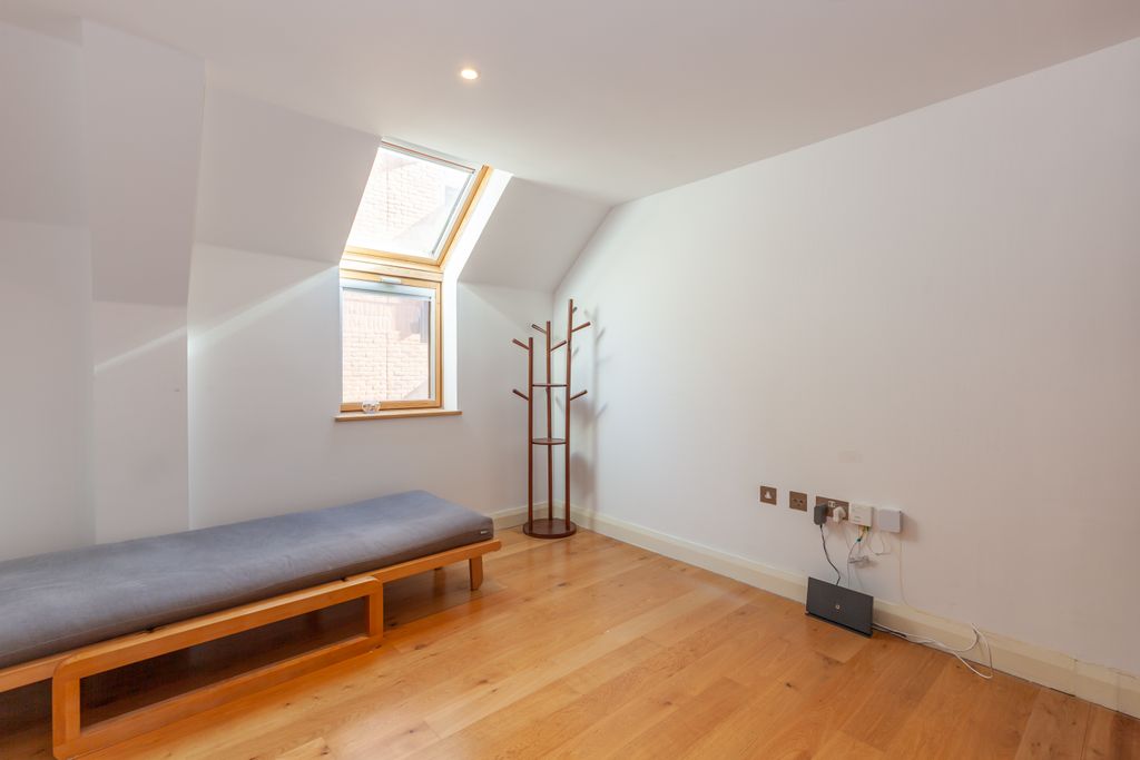 Additional image 12 of 3 bed penthouse for saleThe Lion Brewery, St Thomas' Street, Oxford OX1