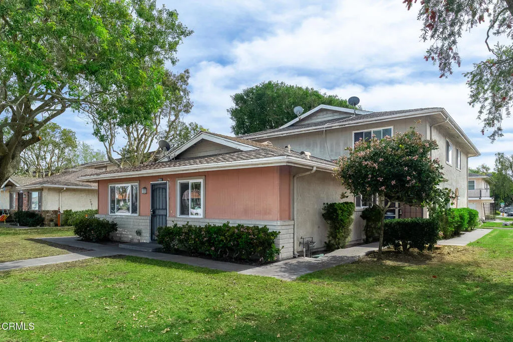 728 W Hemlock Street, Port Hueneme, CA 93041