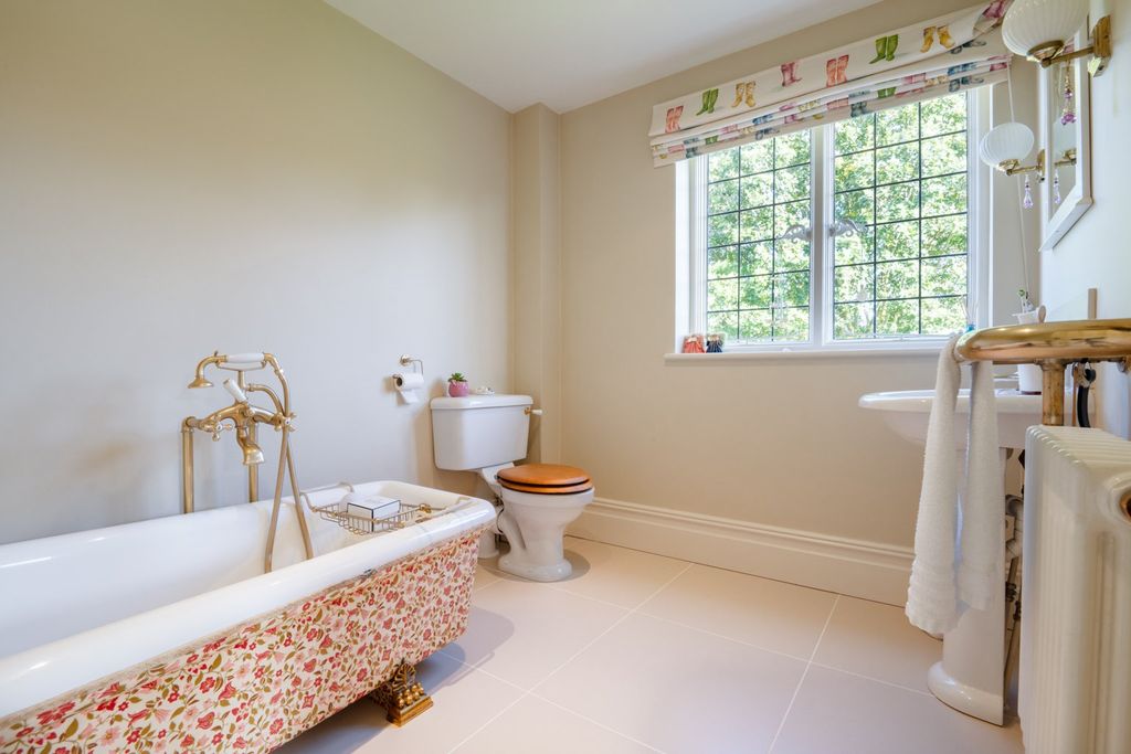 Additional image 10 of 7 bed detached house for saleChurchmere Road, Sutton Courtenay, Abingdon, Oxfordshire OX14
