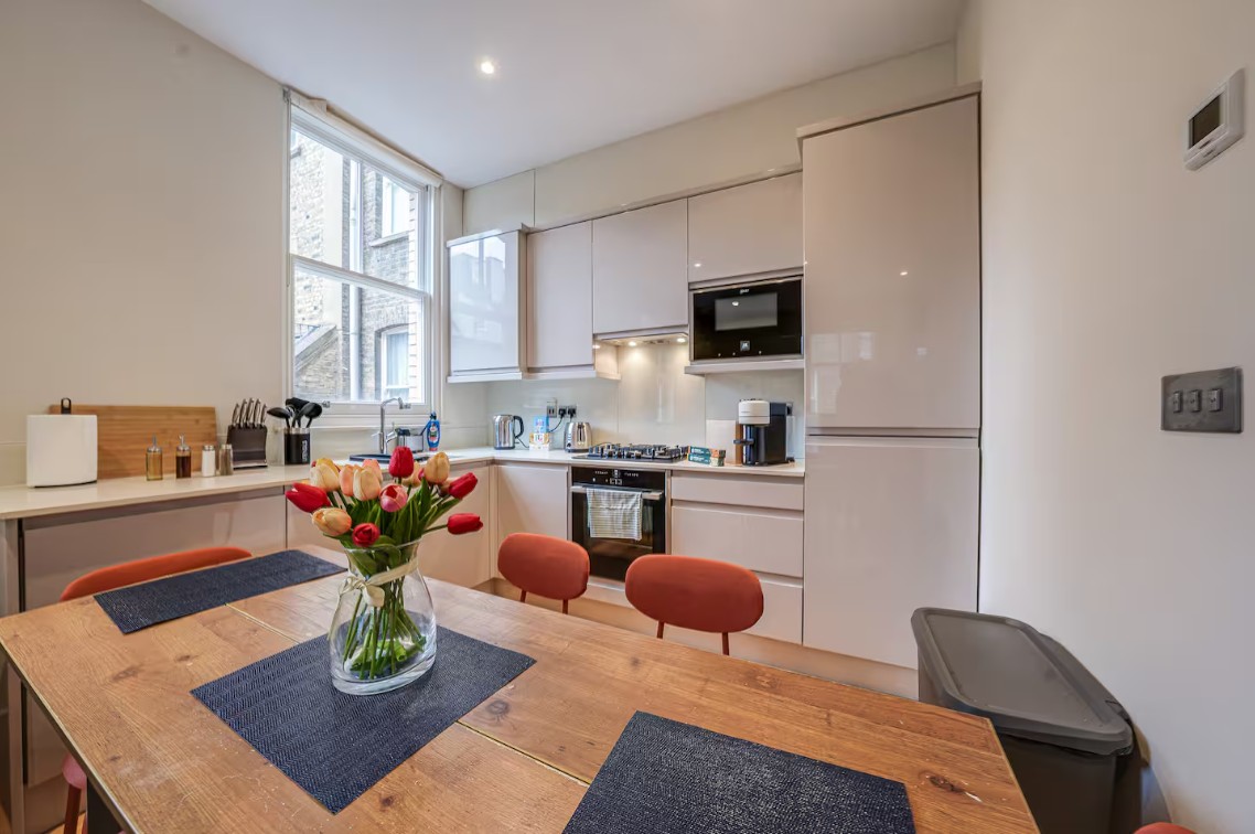 Additional image 10 of 1 Bed Flat, Great Titchfield Street, W1W, N1 7GU