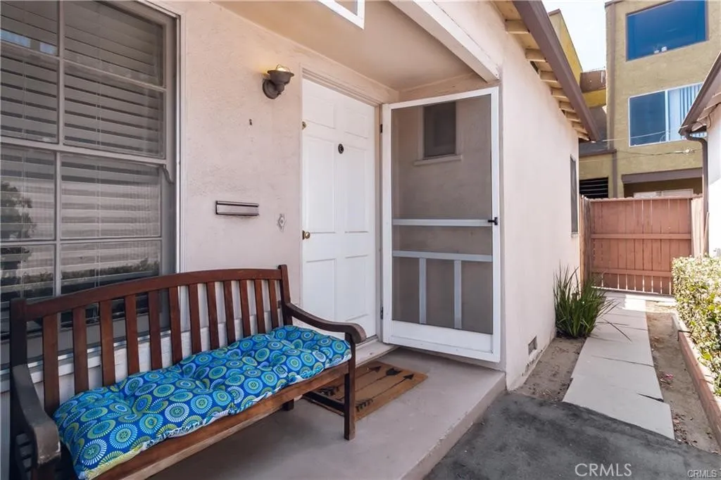 Additional image 3 of 4266 Troost, Studio City, CA 91604