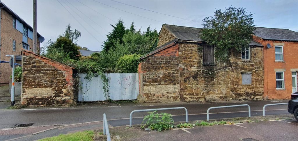 Land for saleLand On Jacksons Lane, Wellingborough NN8