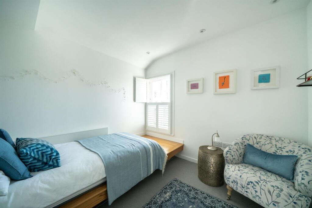 Additional image 13 of West View Road, St. Albans, AL3