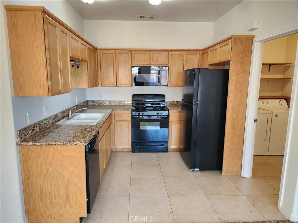 Additional image 5 of 8536 Aspen A, California City, CA 93505