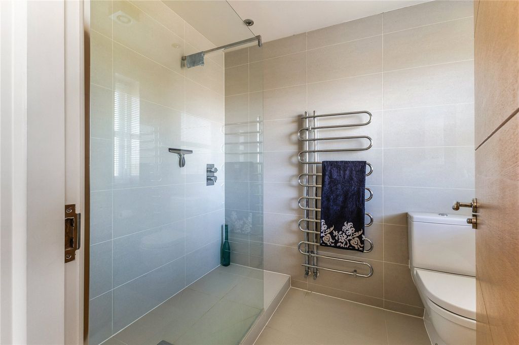 Additional image 14 of 3 bed flat for saleCliftons, 30 Nairn Road, Canford Cliffs, Poole BH13