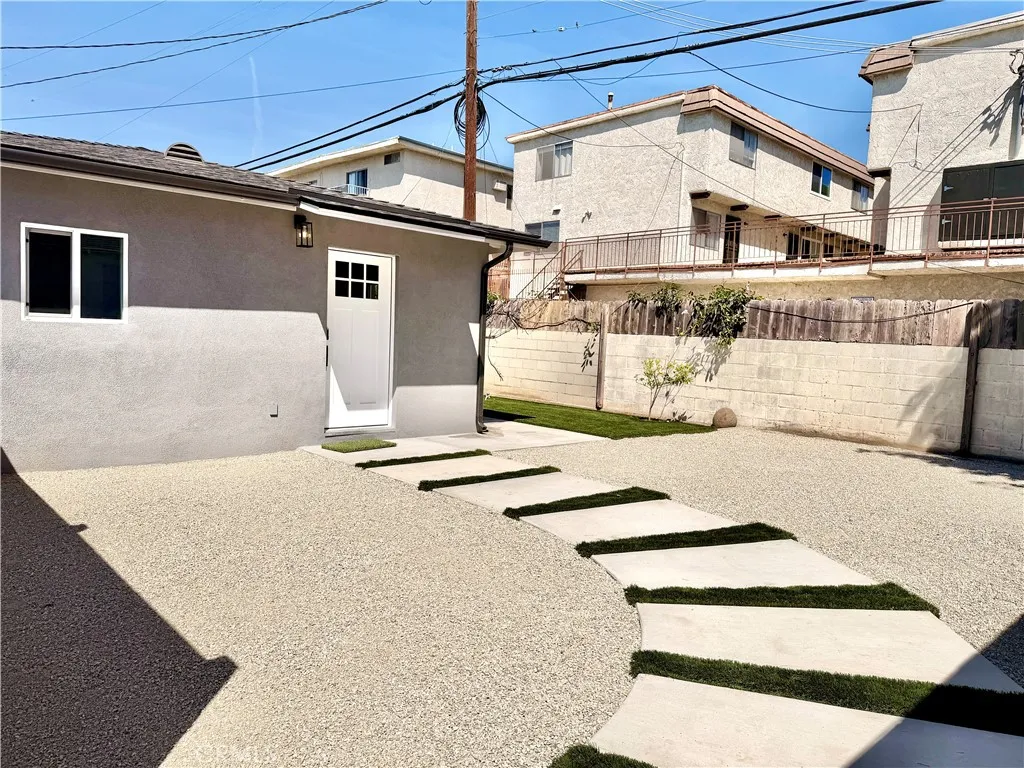 Additional image 2 of 3546 Corinth Avenue, Los Angeles, CA 90066