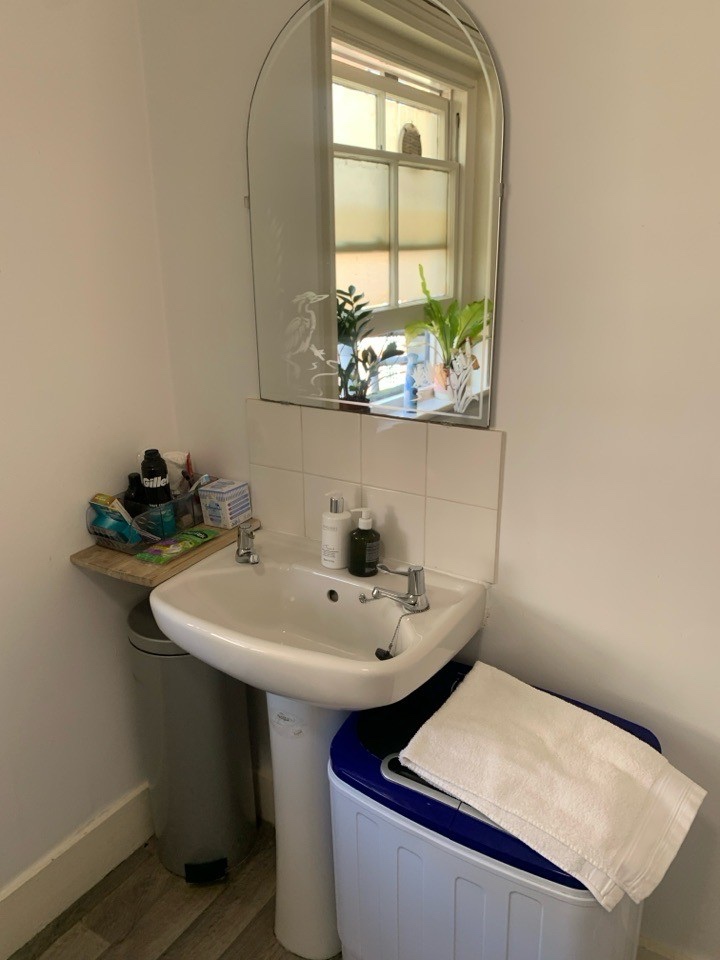 Additional image 14 of Bedsit, Claverton St, SW1V, N1 7GU