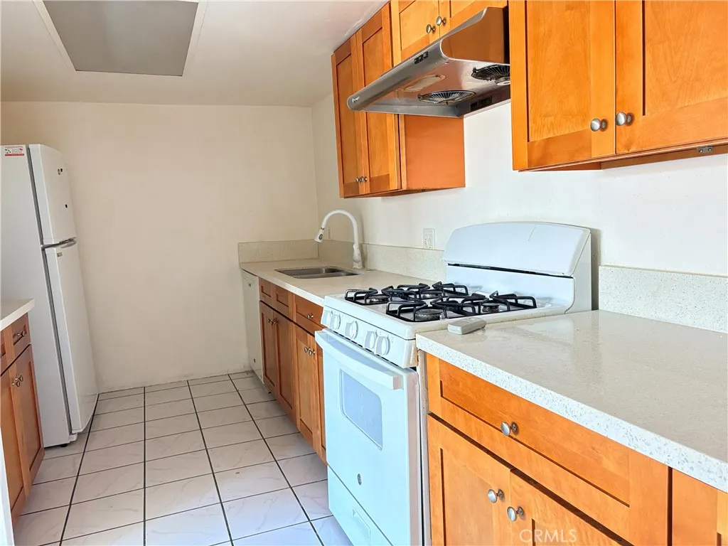 Additional image 7 of 331 S New Ave,Apt#h, Monterey Park, CA 91755