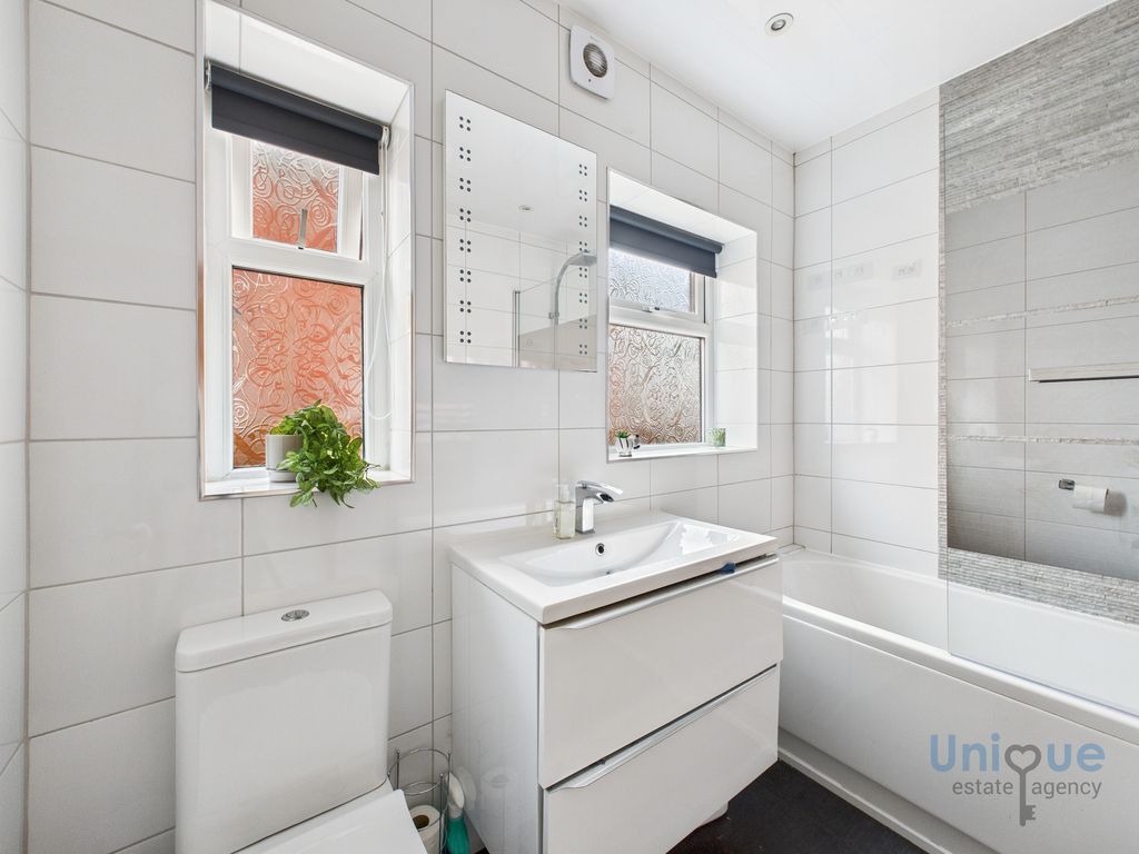 Additional image 13 of 3 bed flat for saleBlackpool Road, Poulton-Le-Fylde FY6