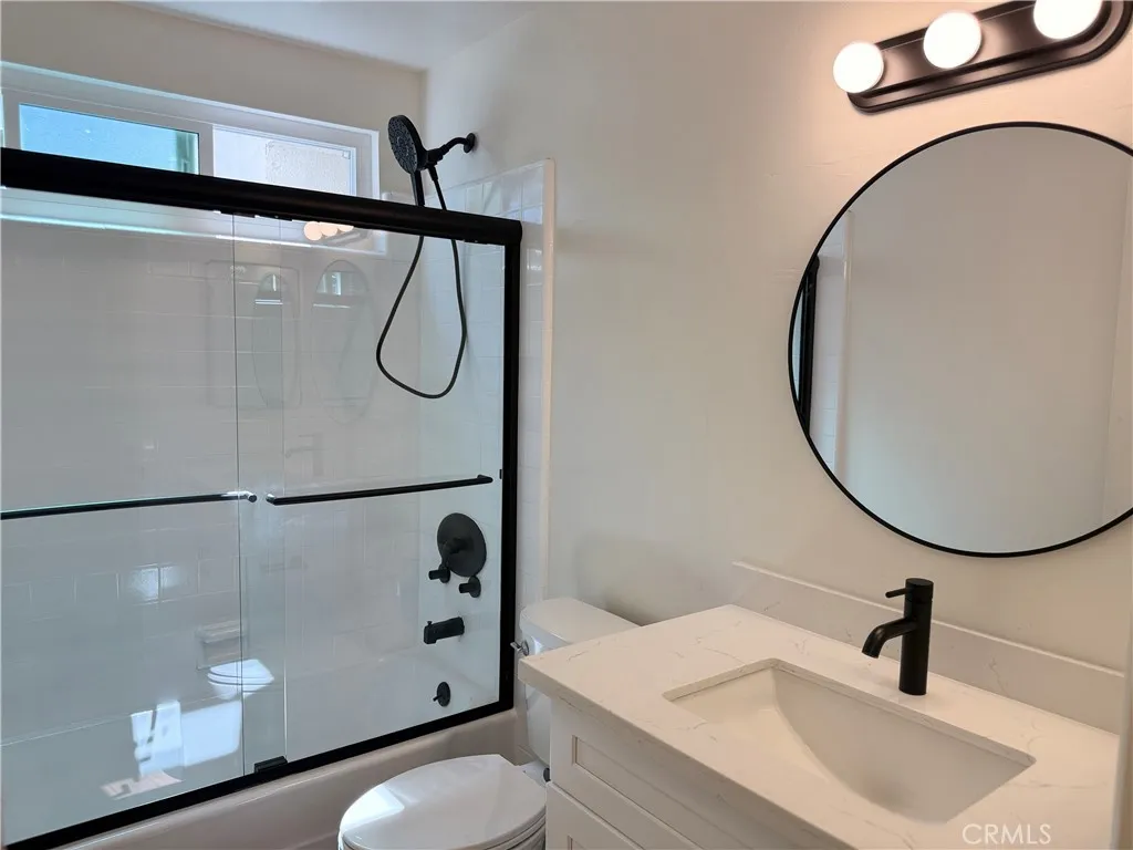 Additional image 23 of 18657 Collins Street Unit 19, Tarzana, CA 91356