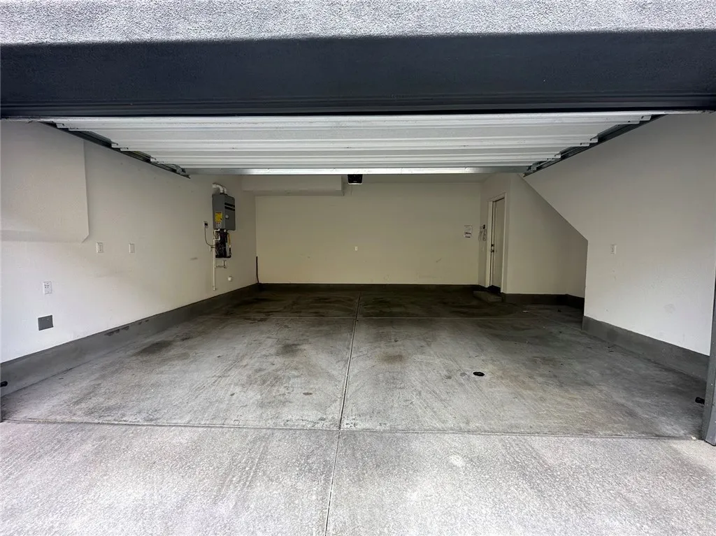 Additional image 32 of 182 Augustine, Irvine, CA 92618