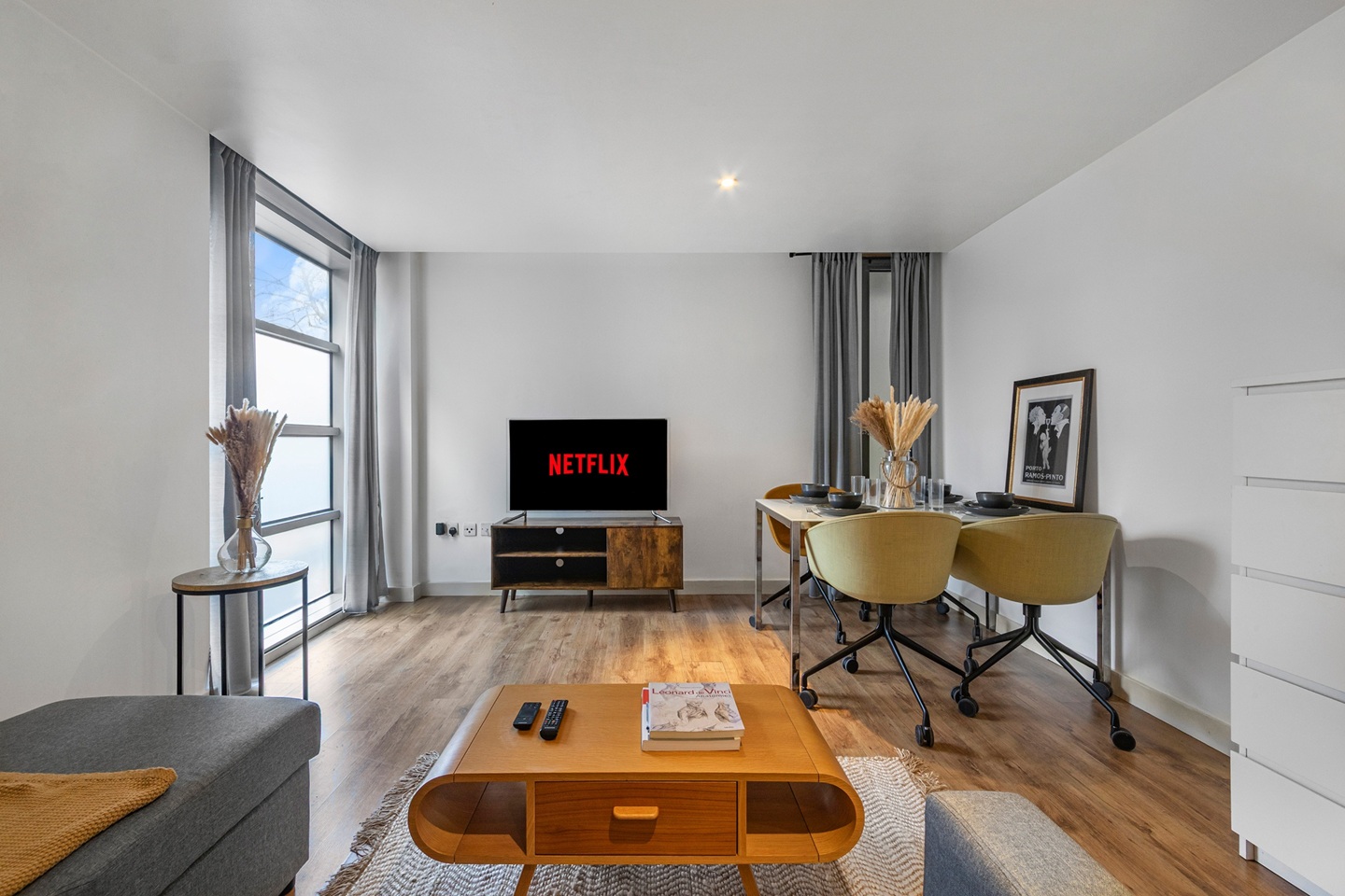 1 Bed Flat, Bacon Street, E2, N1 7GU