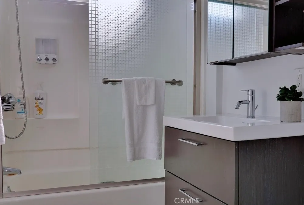 Additional image 39 of 5150 Romaine Street, Los Angeles, CA 90029