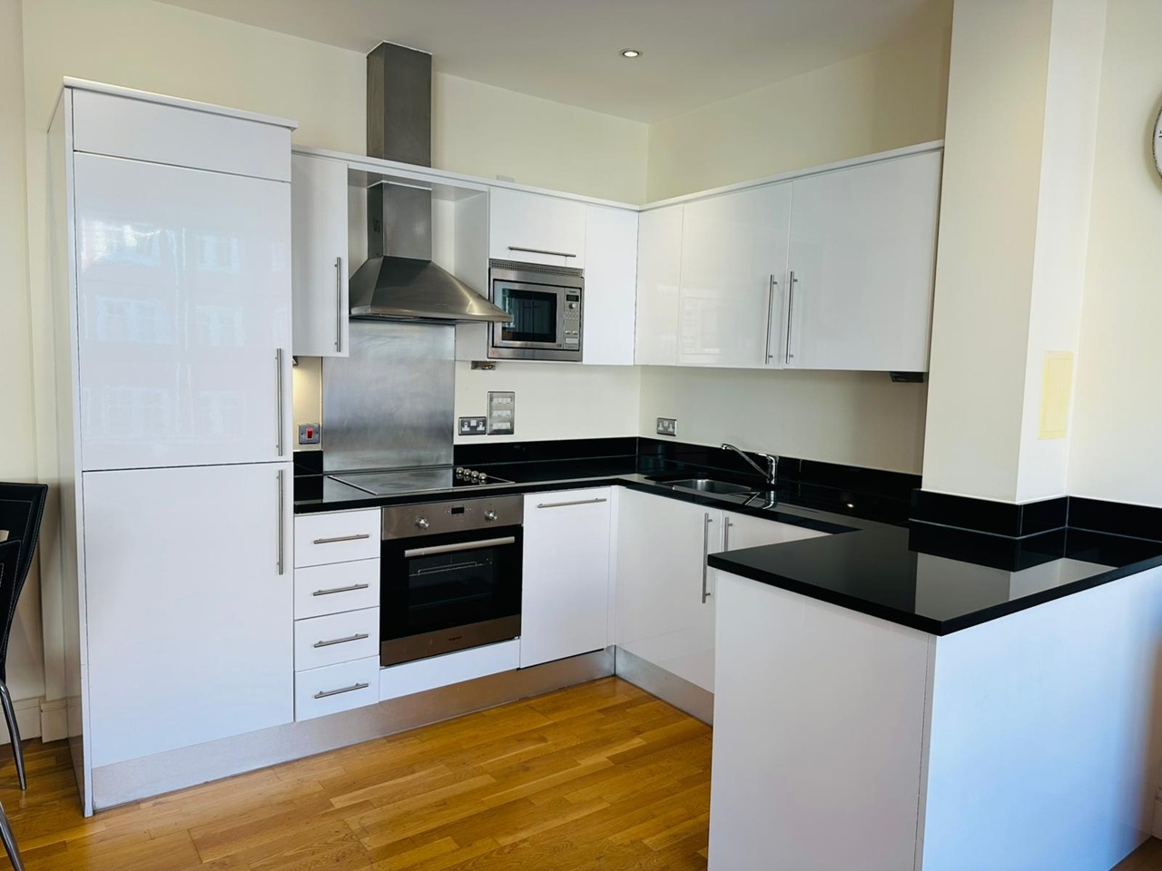Additional image 6 of 2 Bed Flat, Romney House, SW1P, N1 7GU