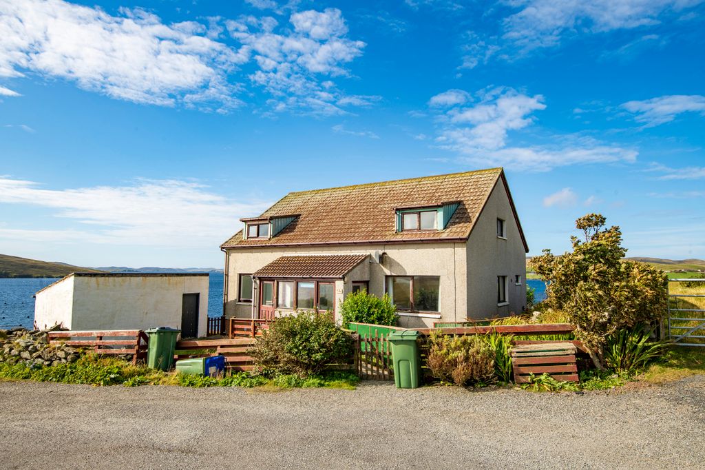 3 bed semi-detached house for saleLinga, Wethersta, Brae, Shetland, Shetland Islands ZE2 photo 2