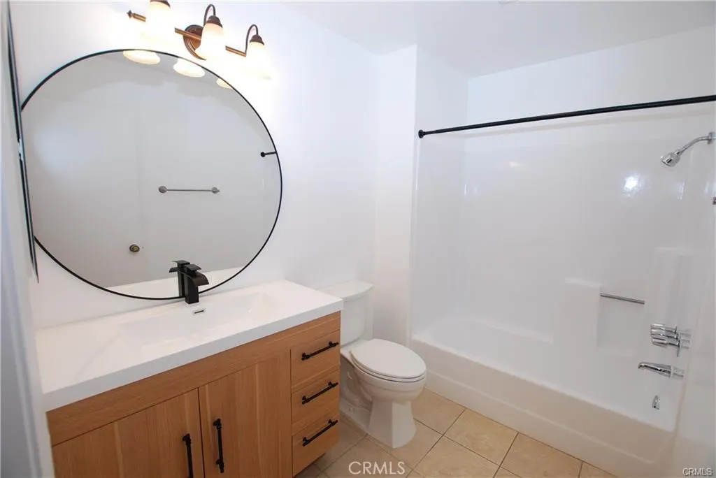 Additional image 22 of 6820 Remmet Ave, Canoga Park, CA 91303