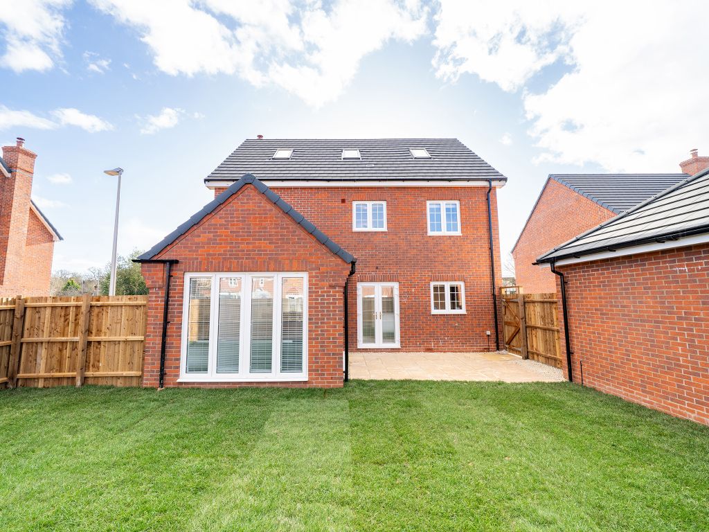 Additional image 11 of 5 bed detached house for sale"The Rowington" at 23 Devis Drive, Leamington Road, Kenilworth CV8