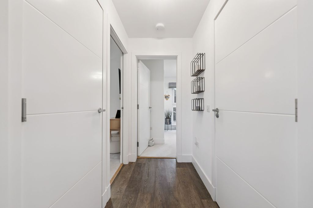 Additional image 18 of 2 bed flat for sale122 Festival Court, Prince's Quay, Glasgow G51