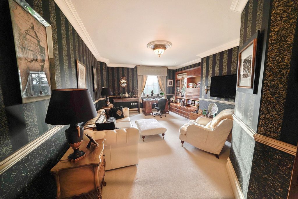 Additional image 11 of 3 bed flat for saleGrange Road, Stoke-On-Trent ST8
